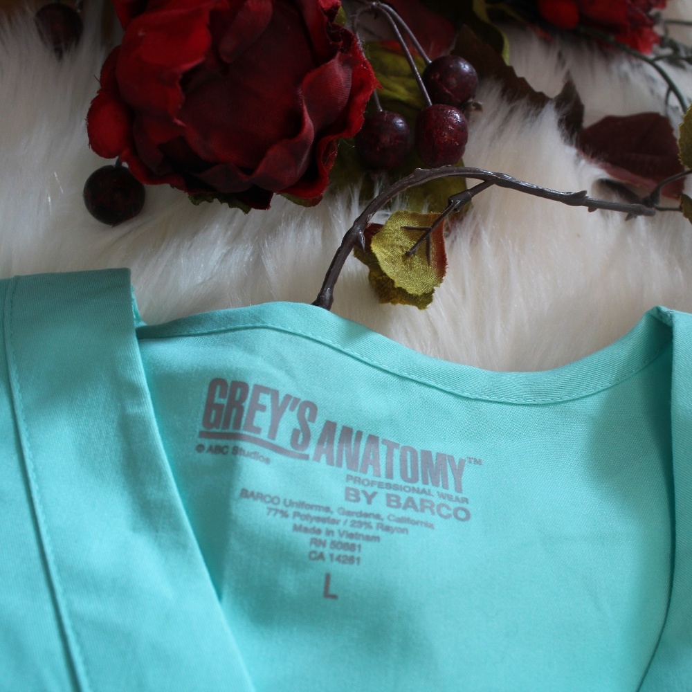 NWOT Grey's Anatomy Scrubs